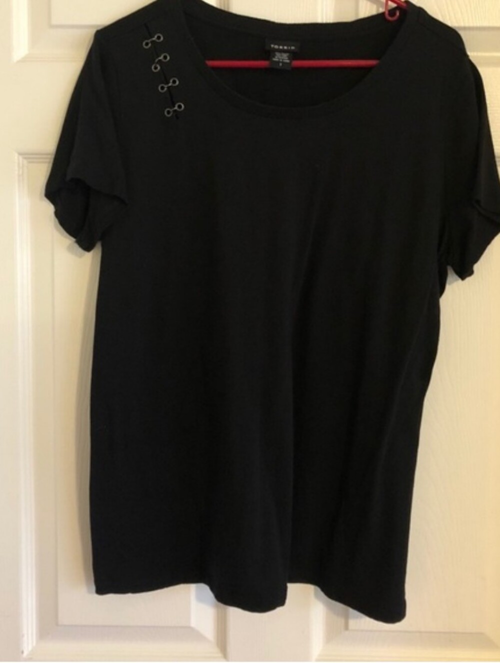 Torrid black tee With Metal Detail